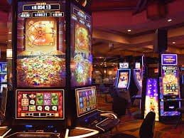 Antarmuka permainan Dream Gaming di dkiplay88 dengan chat langsung dan statistik real-time